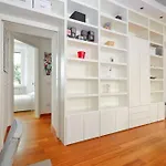 Just Urban Stays - Elegant And Bright Apartment - Risorgimento Area